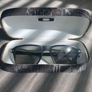 Satin Black Oakley Sunglasses with Case